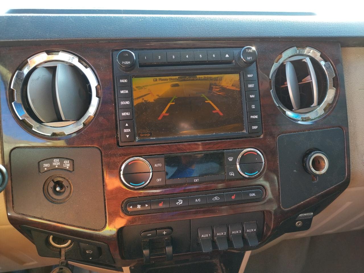 Photo 9 from auction – 2010 FORD F350 SUPER with VIN 1FTWW3BR4AEB42099
