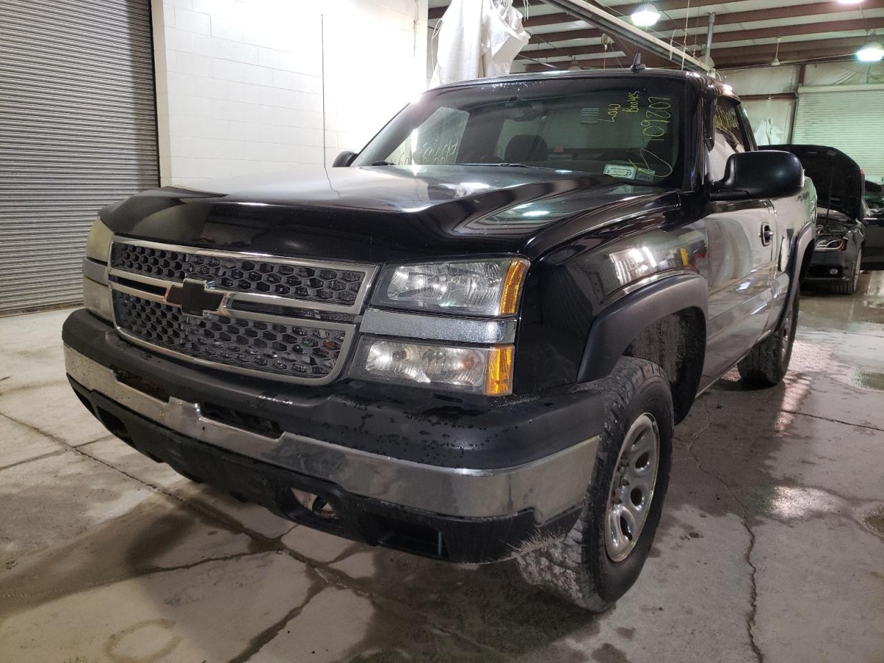 Photo 2 from auction – 2006 CHEVROLET SILVERADO with VIN 3GCEK14Z66G176652