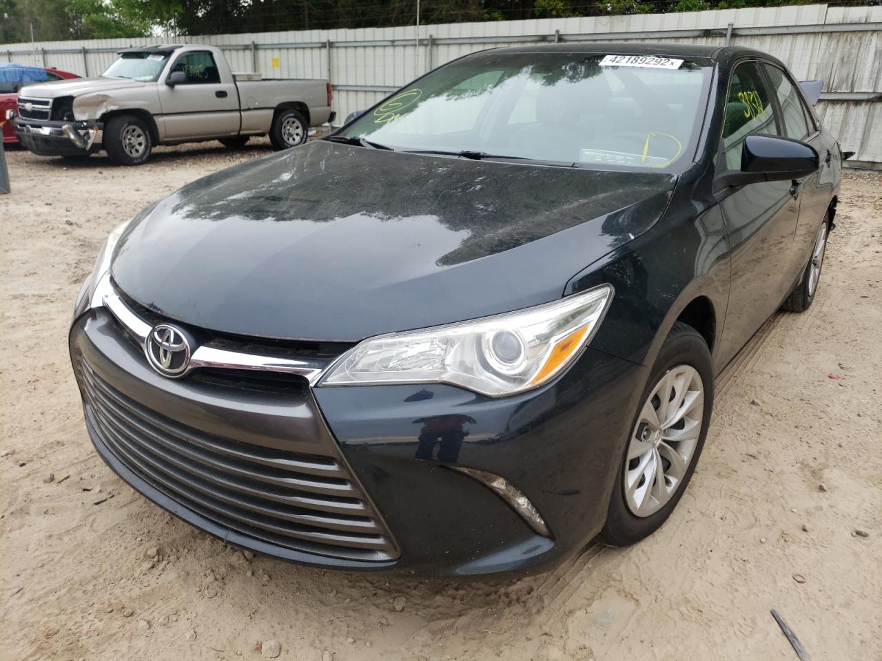 Photo 2 from auction – 2016 TOYOTA CAMRY LE with VIN 4T4BF1FK3GR576188