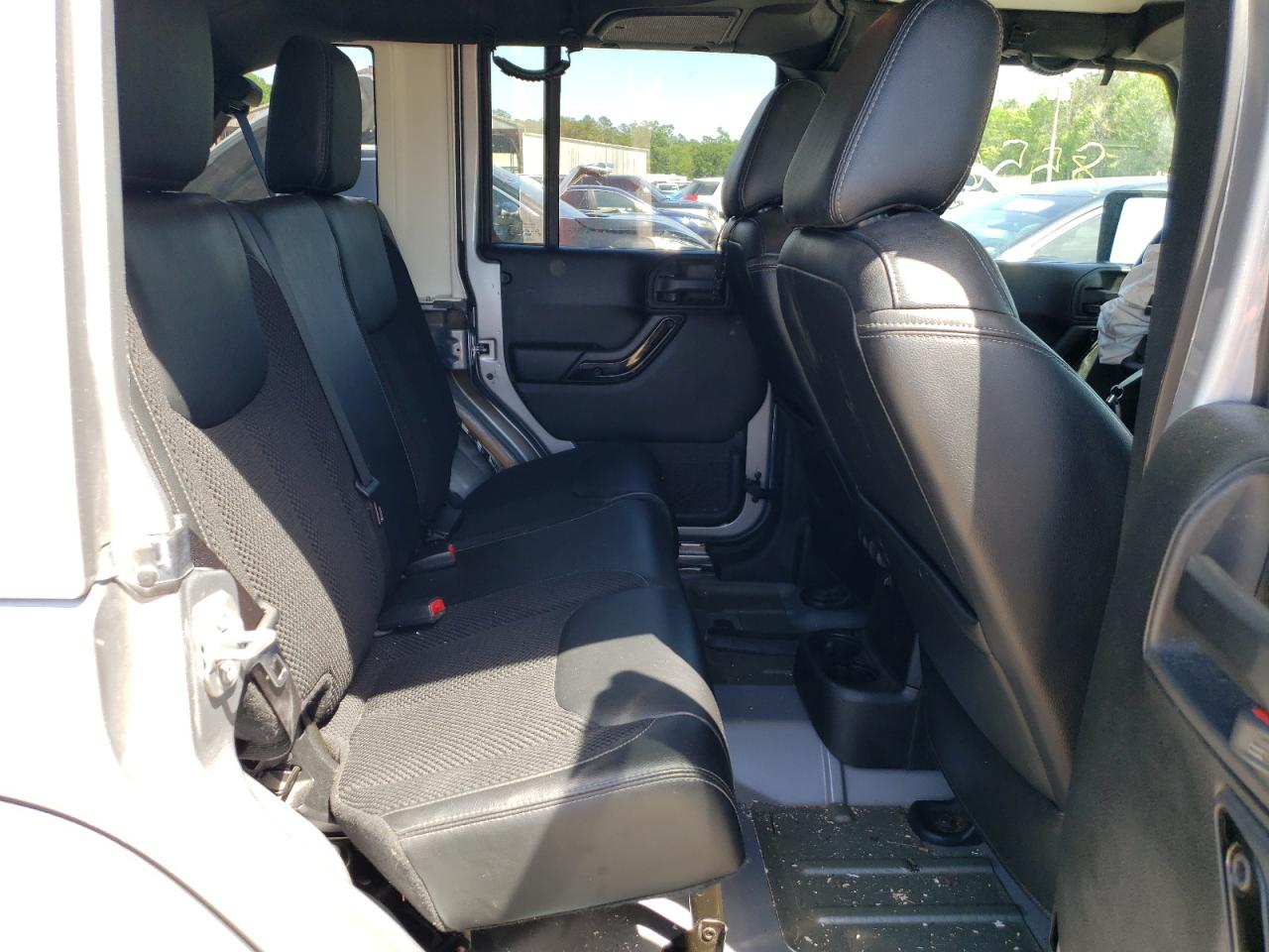 Photo 6 from auction – 2017 JEEP WRANGLER U with VIN 1C4BJWEG9HL569213