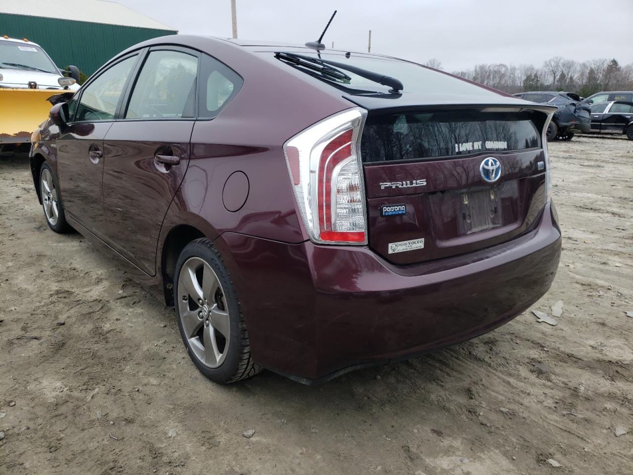 Photo 3 from auction – 2013 TOYOTA PRIUS with VIN JTDKN3DU7D5589906
