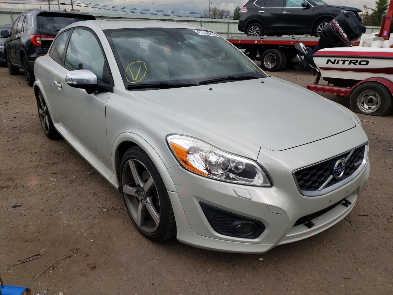 VOLVO C30 T5 2011 مع رقم تعريف المركبة YV1672MK6B2228499 - صورة من المزاد