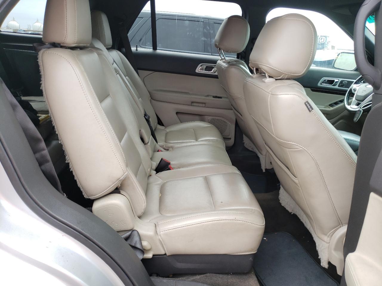 Photo 6 from auction – 2013 FORD EXPLORER L with VIN 1FM5K7F81DGA57693