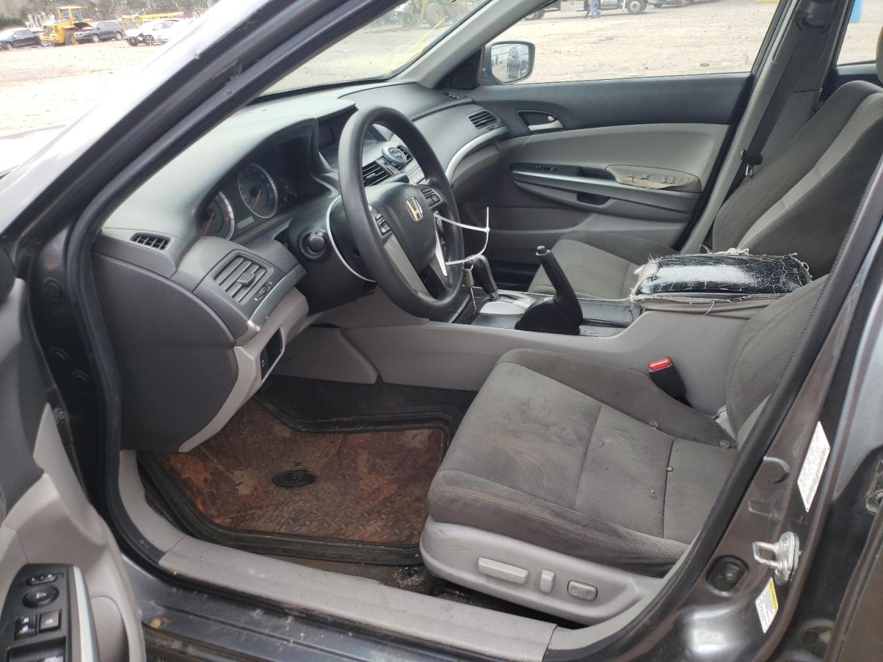 Photo 5 from auction – 2010 HONDA ACCORD EX with VIN 1HGCP2F75AA014675
