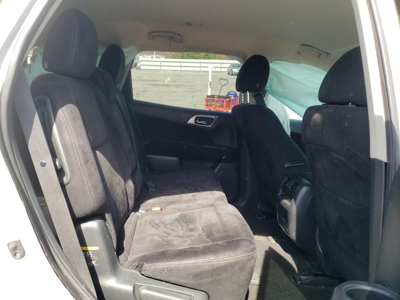 Photo 6 from auction – 2014 NISSAN PATHFINDER with VIN 5N1AR2MM3EC722759