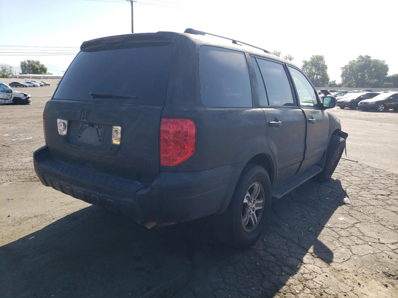 Photo 4 from auction – 2004 HONDA PILOT EX with VIN 2HKYF18414H576767