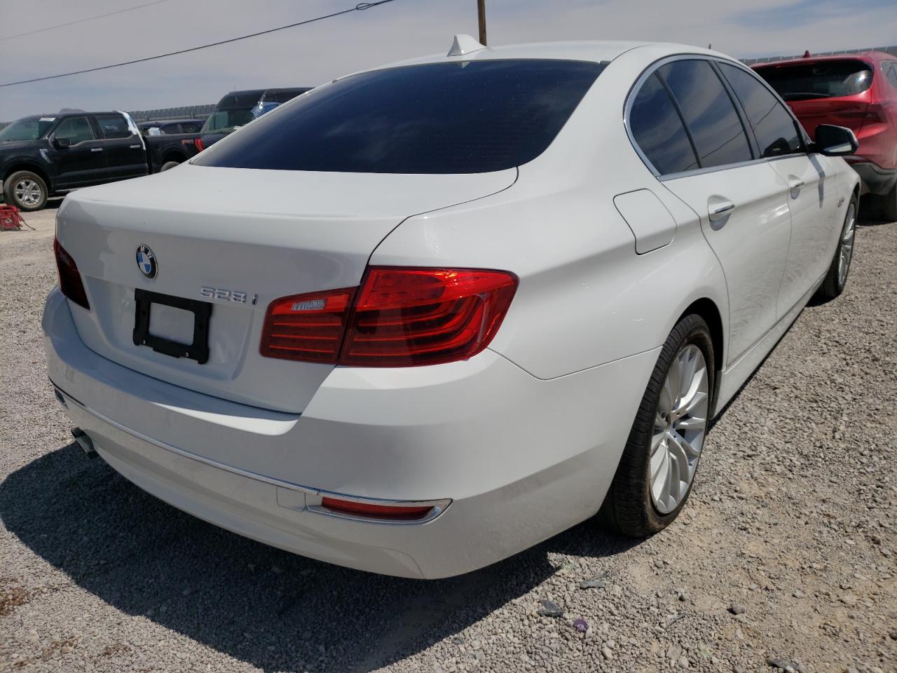 Photo 4 from auction – 2015 BMW 528 I with VIN WBA5A5C59FD523118
