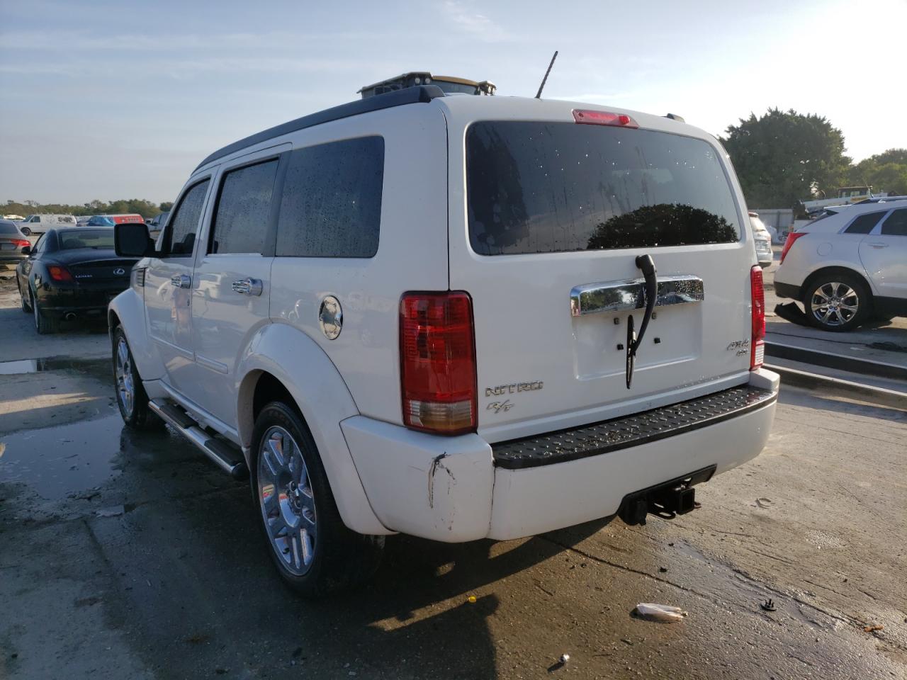 Photo 3 from auction – 2007 DODGE NITRO R/T with VIN 1D8GU58677W678021