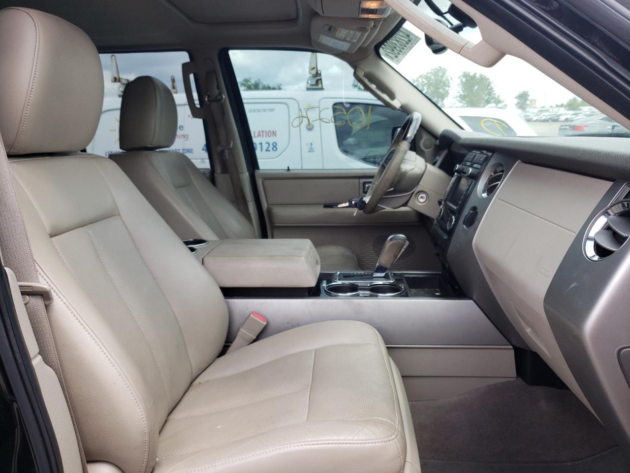 Photo 19 from auction – 2013 FORD EXPEDITION with VIN 1FMJU1K51DEF32918