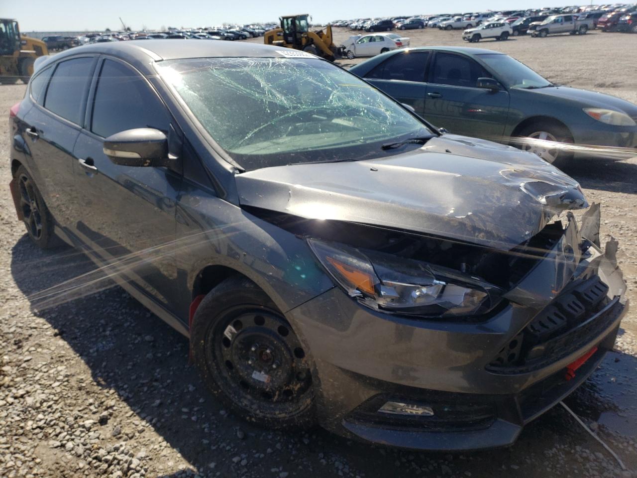 FORD FOCUS ST 2017 с VIN 1FADP3L91HL260514 - Фото с аукциона