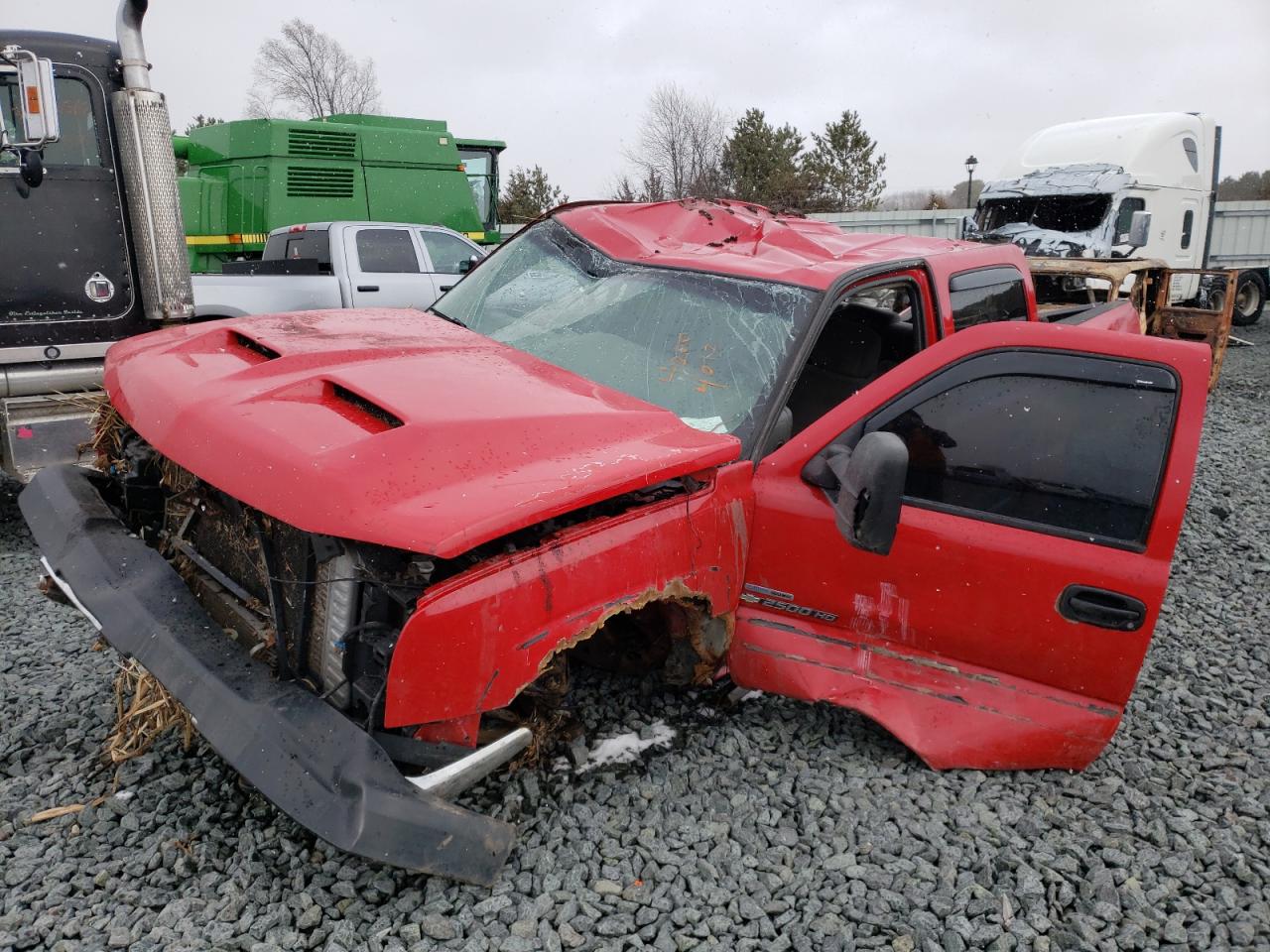 Photo 2 from auction – 2006 CHEVROLET SILVERADO with VIN 1GCHK23D46F197302