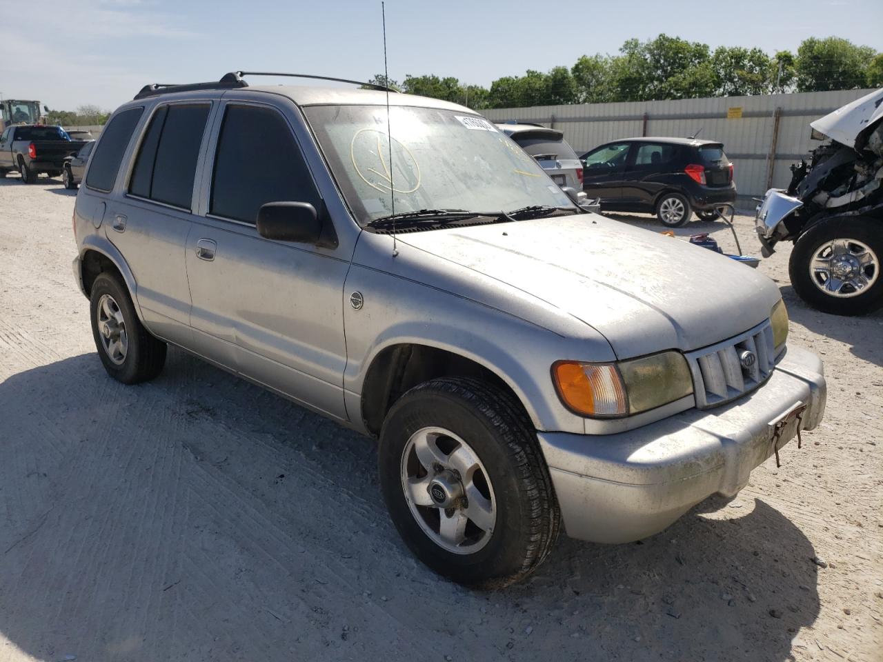 Photo 1 from auction – 2002 KIA SPORTAGE with VIN KNDJB723625168116