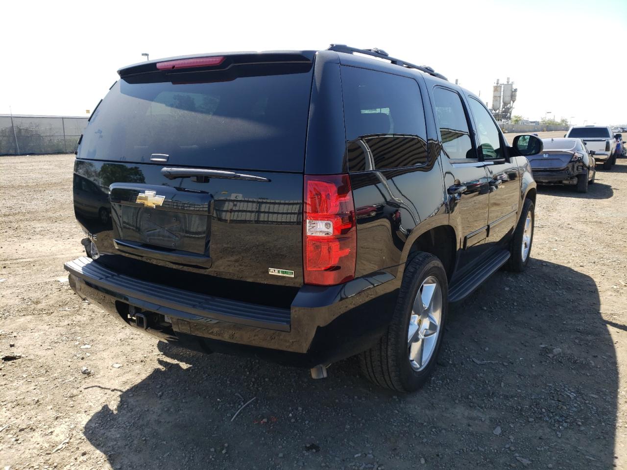 Photo 4 from auction – 2010 CHEVROLET TAHOE C150 with VIN 1GNMCAE32AR232704
