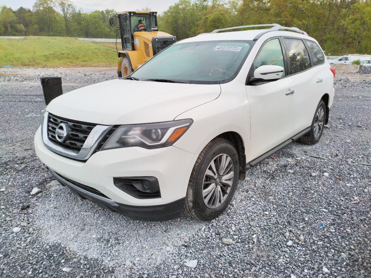 Photo 2 from auction – 2019 NISSAN PATHFINDER with VIN 5N1DR2MN0KC652459