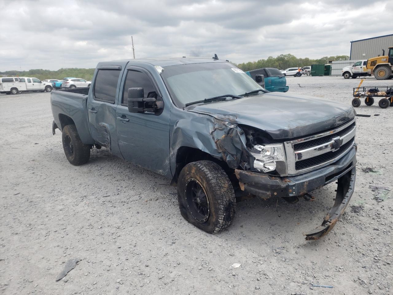 CHEVROLET SILVERADO 2011 with VIN 3GCUKTE2XBG173286 - Photo from auction