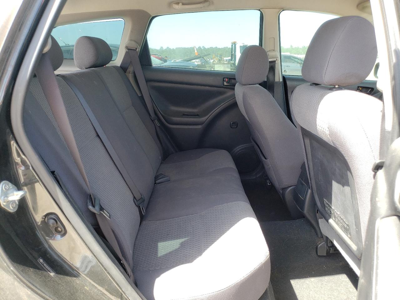 Photo 6 from auction – 2005 TOYOTA COROLLA MA with VIN 2T1KR32E05C504926