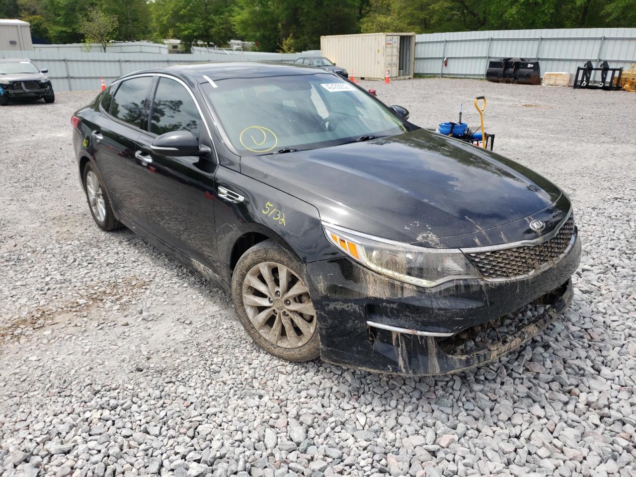 KIA OPTIMA EX 2018 with VIN 5XXGU4L3XJG256291 - Photo from auction