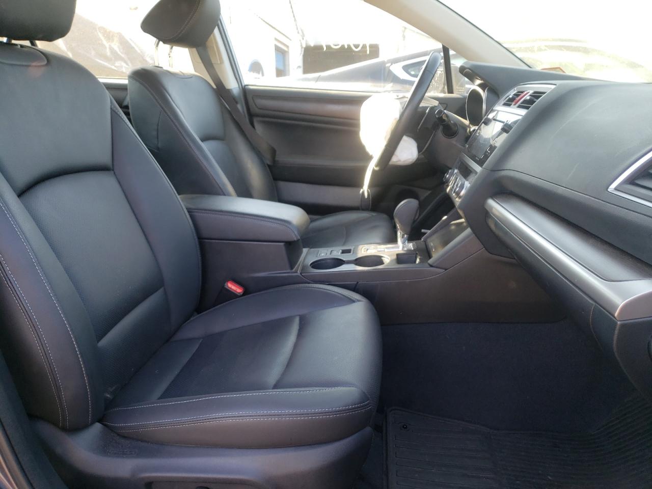 Photo 5 from auction – 2017 SUBARU LEGACY 2.5 with VIN 4S3BNAN65H3020963