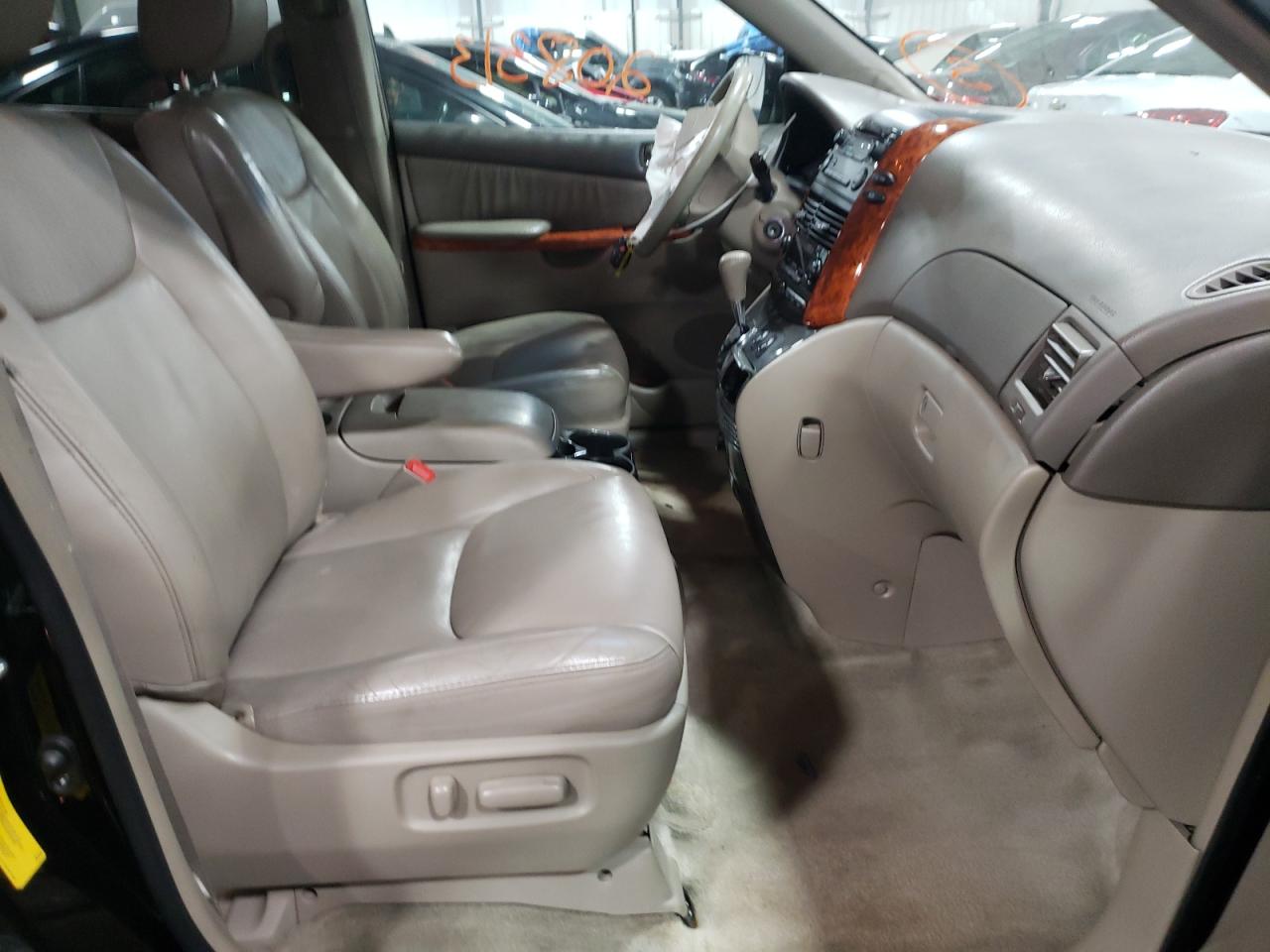 Photo 5 from auction – 2010 TOYOTA SIENNA XLE with VIN 5TDYK4CCXAS343407
