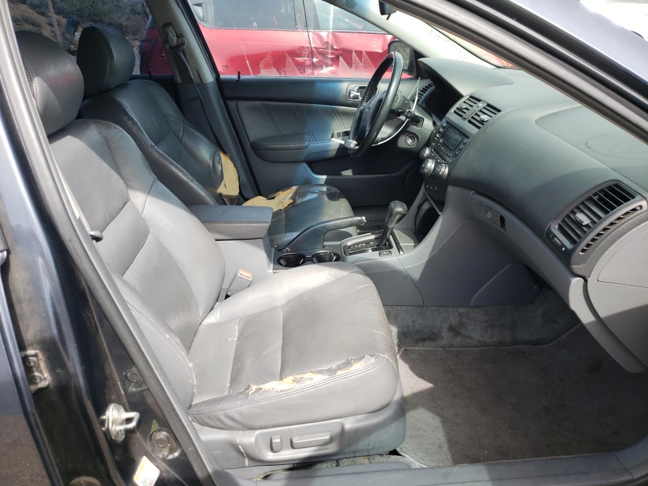 Photo 5 from auction – 2004 HONDA ACCORD EX with VIN 1HGCM66554A005994