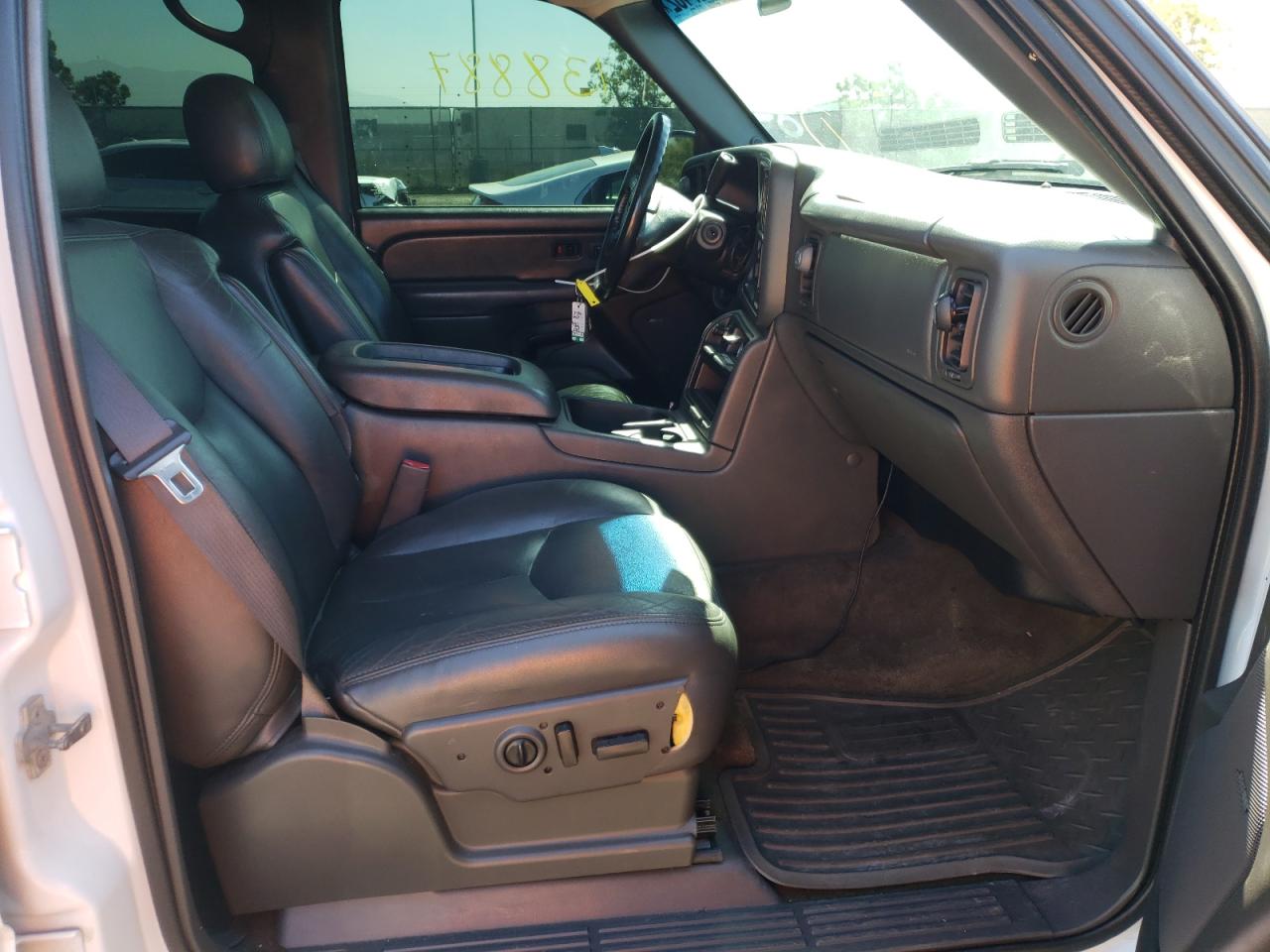 Photo 5 from auction – 2007 GMC NEW SIERRA with VIN 2GTEC13Z471125871