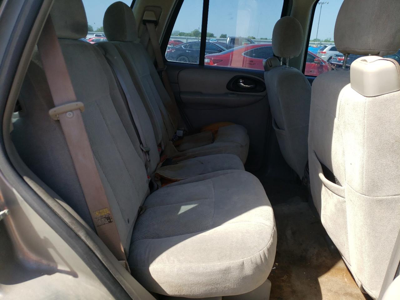 Photo 6 from auction – 2005 CHEVROLET TRAILBLAZE with VIN 1GNDS13S552245894