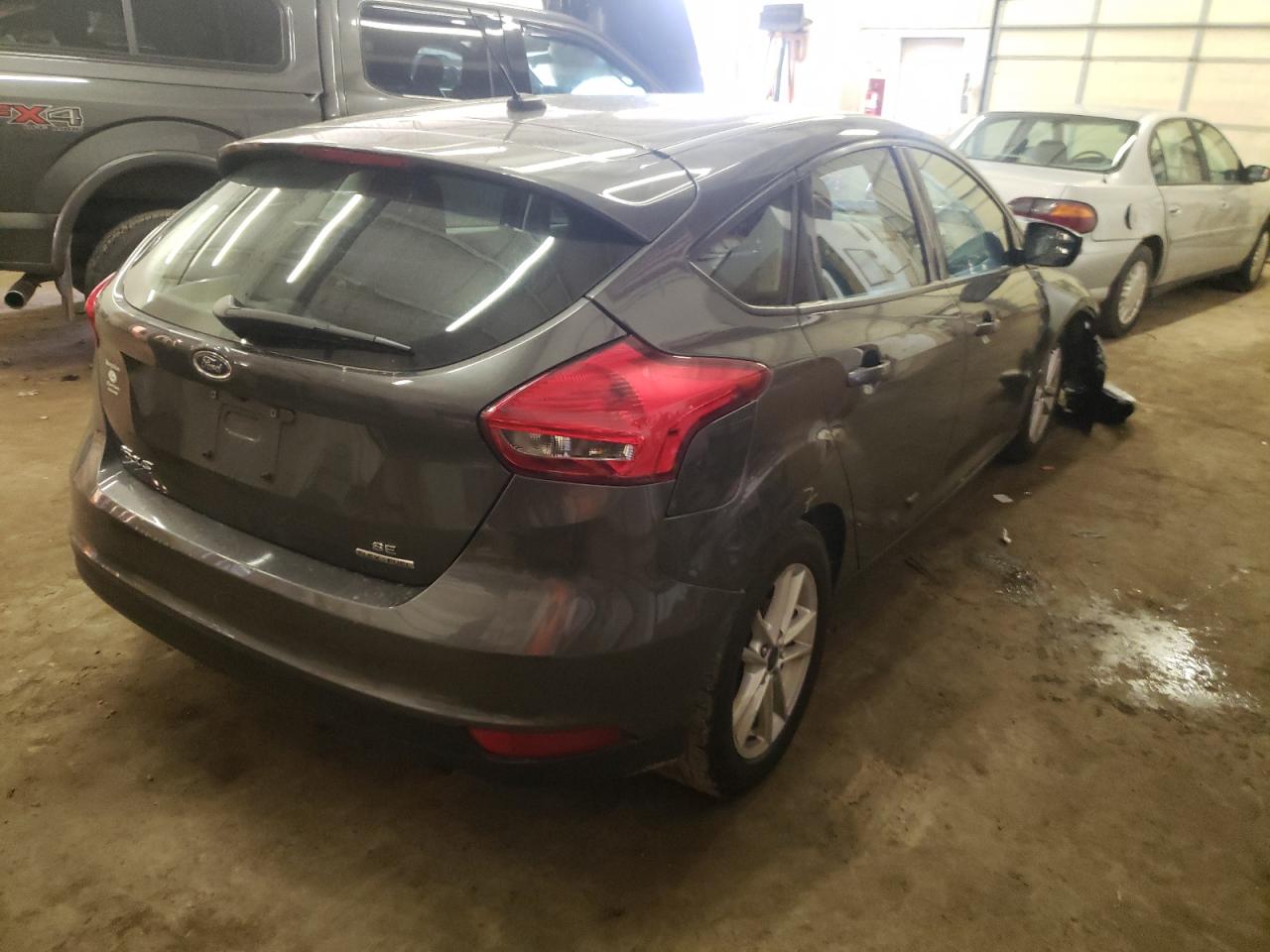 Photo 4 from auction – 2016 FORD FOCUS SE with VIN 1FADP3K27GL362015