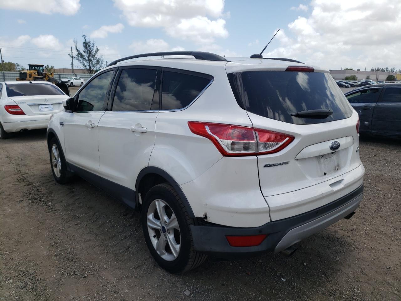 Photo 3 from auction – 2014 FORD ESCAPE SE with VIN 1FMCU0G94EUE21060