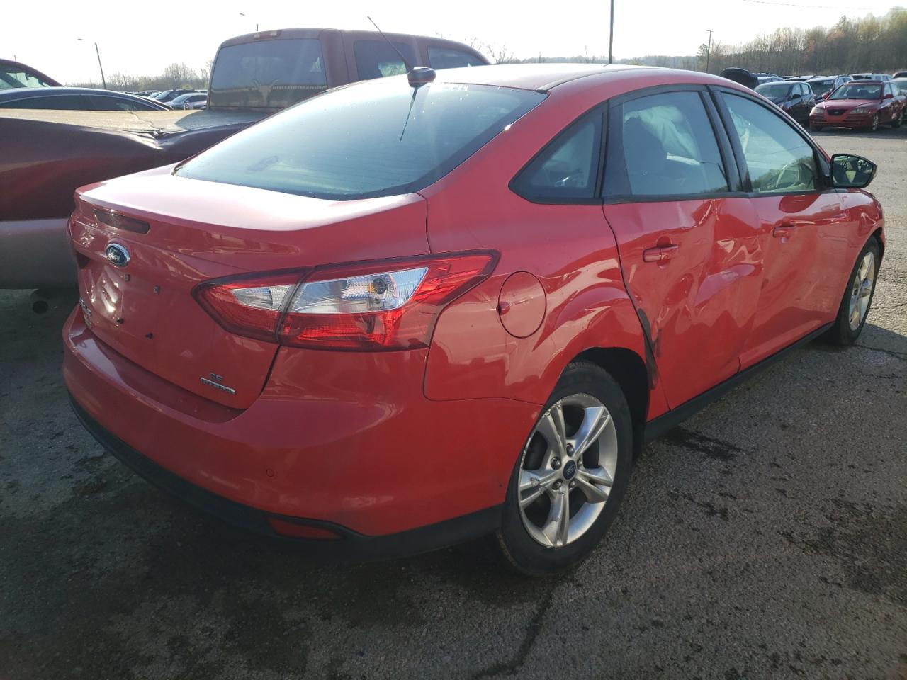 Photo 9 from auction – 2014 FORD FOCUS SE with VIN 1FADP3F22EL235311