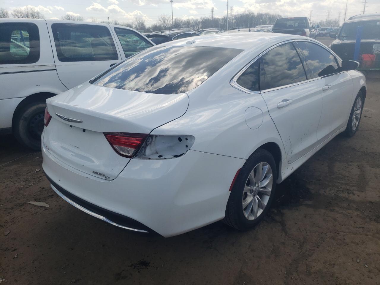 Photo 4 from auction – 2015 CHRYSLER 200 C with VIN 1C3CCCCB1FN559513
