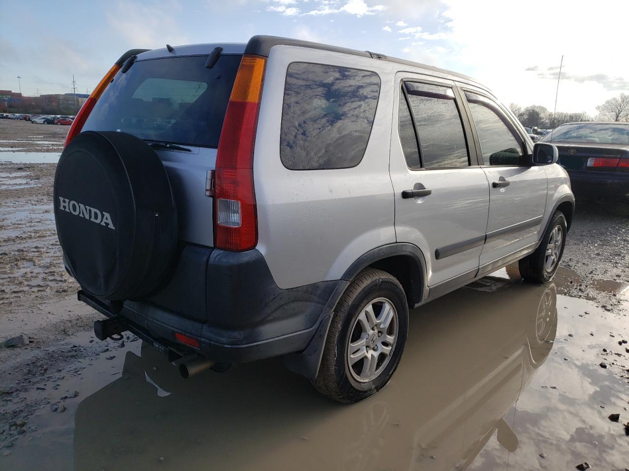 Photo 4 from auction – 2002 HONDA CR-V EX with VIN JHLRD78802C026455