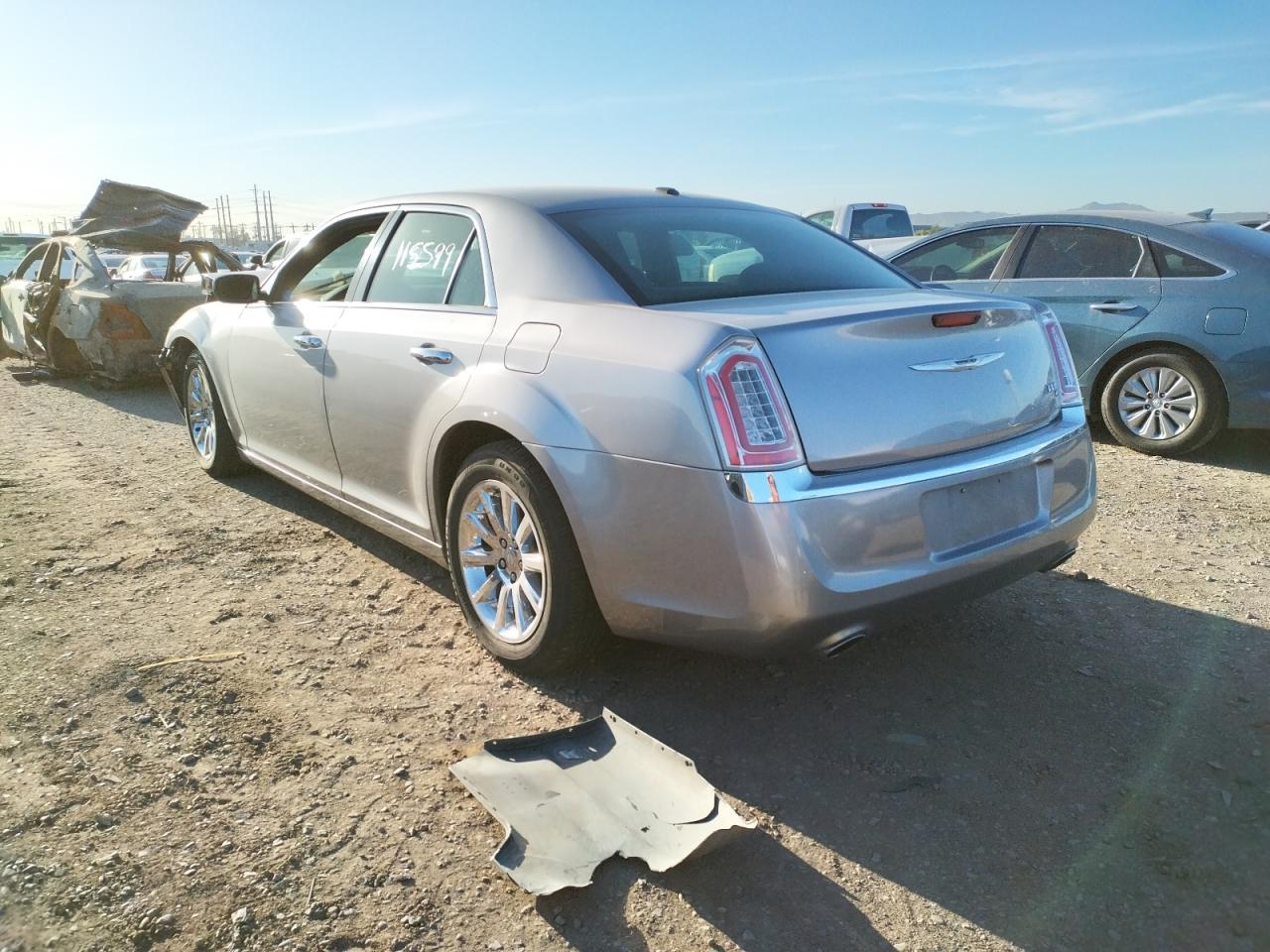 Photo 3 from auction – 2013 CHRYSLER 300C with VIN 2C3CCAET0DH674006