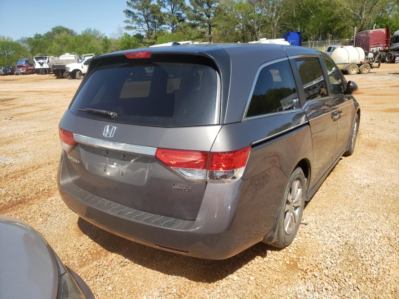 Photo 4 from auction – 2014 HONDA ODYSSEY EX with VIN 5FNRL5H64EB035329