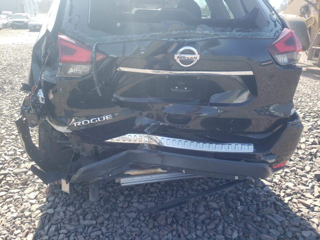 Photo 9 from auction – 2018 NISSAN ROGUE S with VIN KNMAT2MT2JP504408