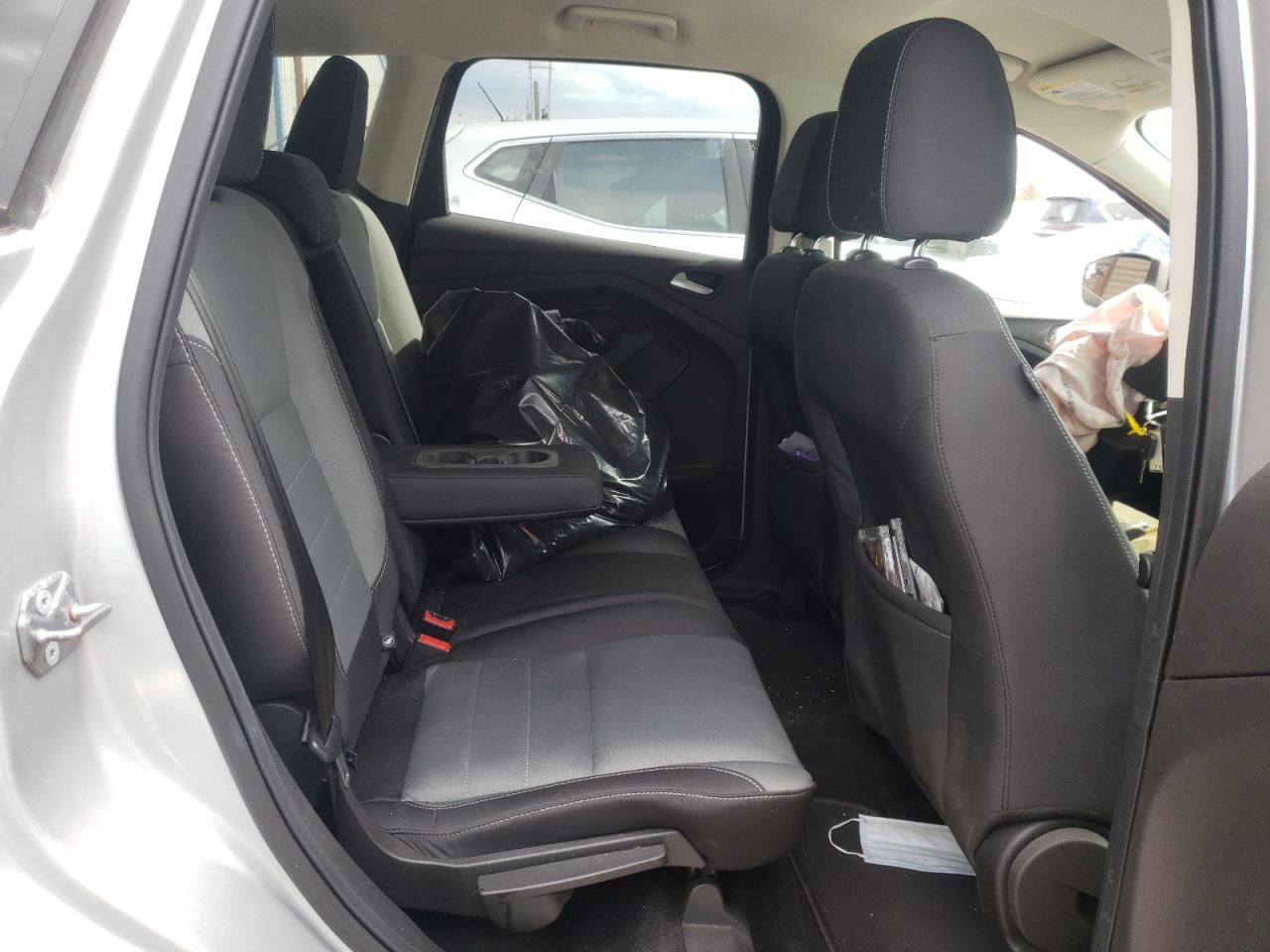 Photo 6 from auction – 2016 FORD ESCAPE SE with VIN 1FMCU9GX4GUA41741