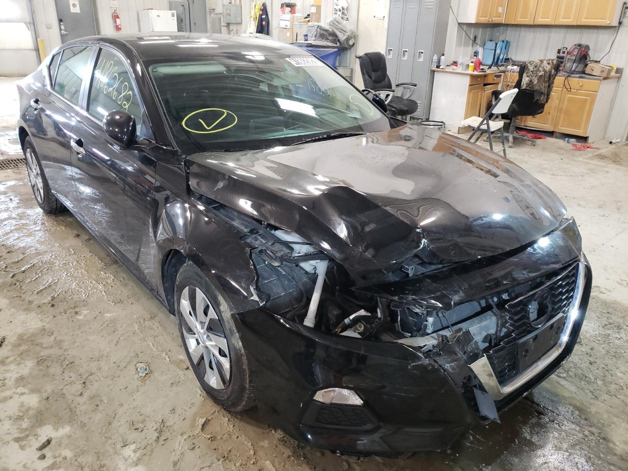 NISSAN ALTIMA S 2020 with VIN 1N4BL4BV2LC215856 - Photo from auction