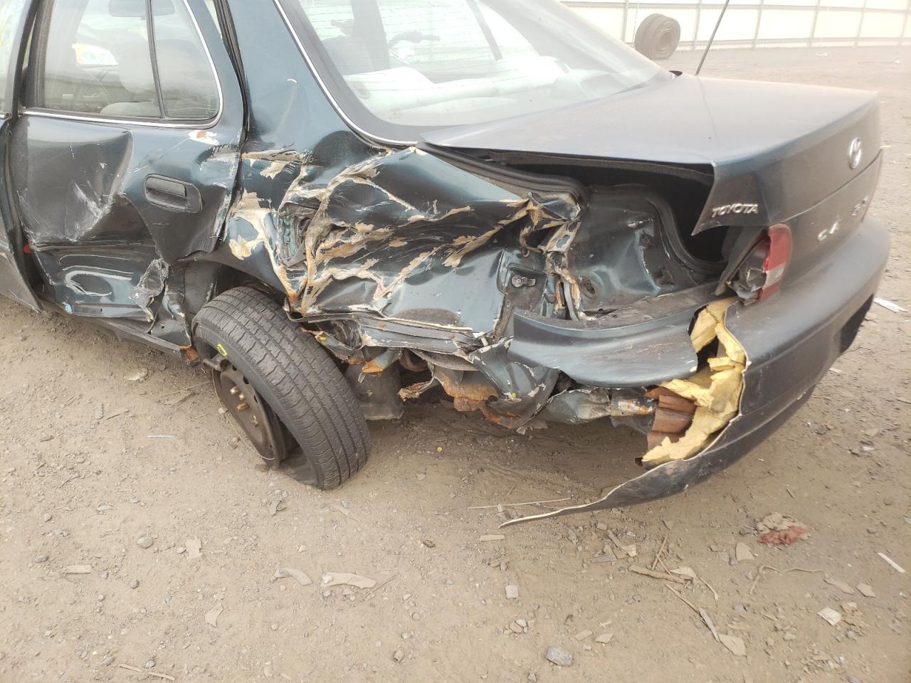 Photo 9 from auction – 1996 TOYOTA CAMRY with VIN 4T1BG12KXTU715563