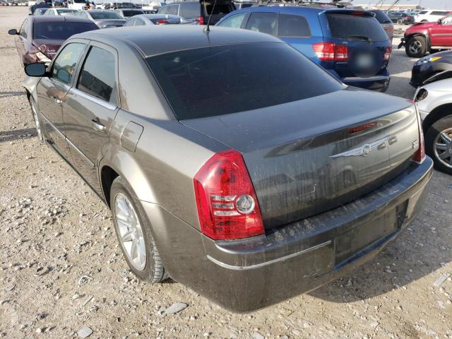 Photo 3 from auction – 2008 CHRYSLER 300 LX with VIN 2C3KA43R78H193167