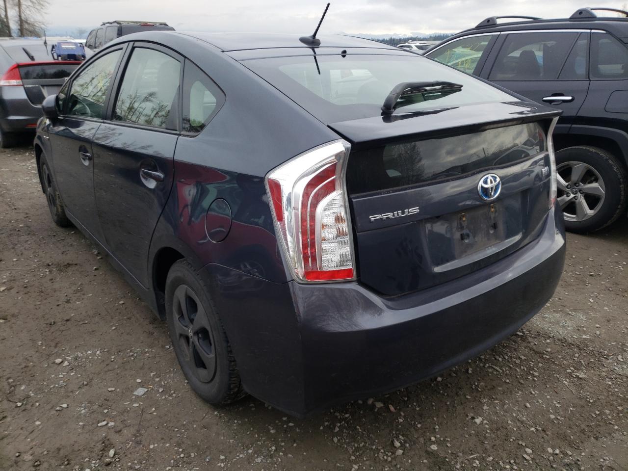 Photo 3 from auction – 2015 TOYOTA PRIUS with VIN JTDKN3DUXF0431074
