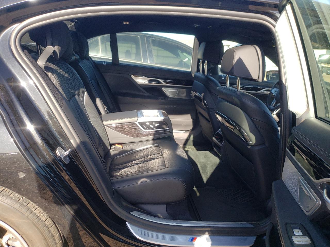 Photo 6 from auction – 2019 BMW ALPINA B7 with VIN WBA7F2C54KB239295