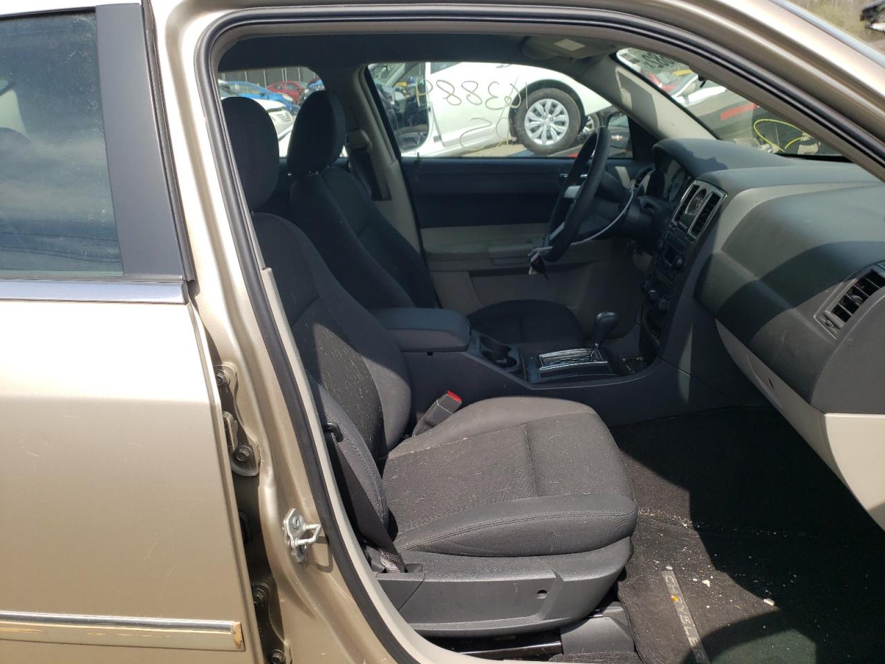 Photo 5 from auction – 2007 CHRYSLER 300 with VIN 2C3LA43R77H600679