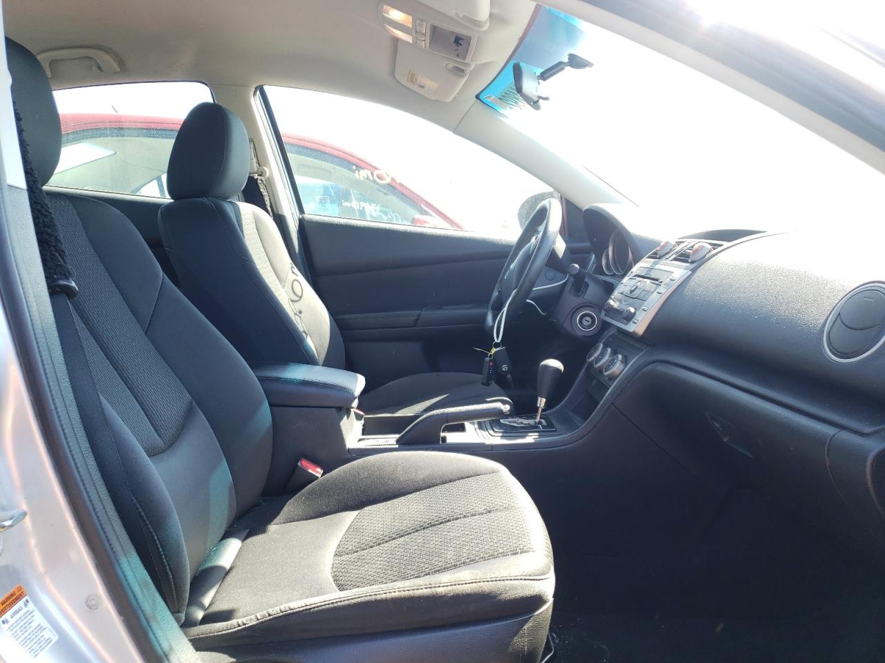 Photo 5 from auction – 2011 MAZDA 6 I with VIN 1YVHZ8BH6B5M03510