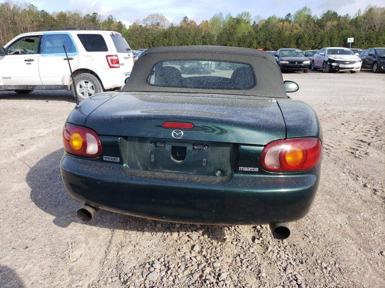 Photo 6 from auction – 1999 MAZDA MX-5 MIATA with VIN JM1NB3534X0136713