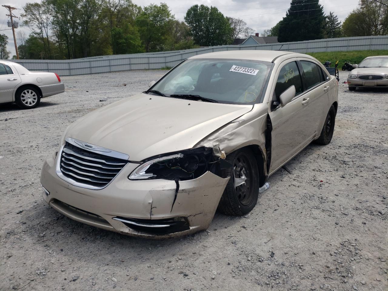 Photo 2 from auction – 2014 CHRYSLER 200 LX with VIN 1C3CCBAB9EN124105