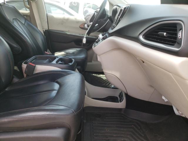 Photo 5 from auction – 2017 CHRYSLER PACIFICA T with VIN 2C4RC1BG7HR635166