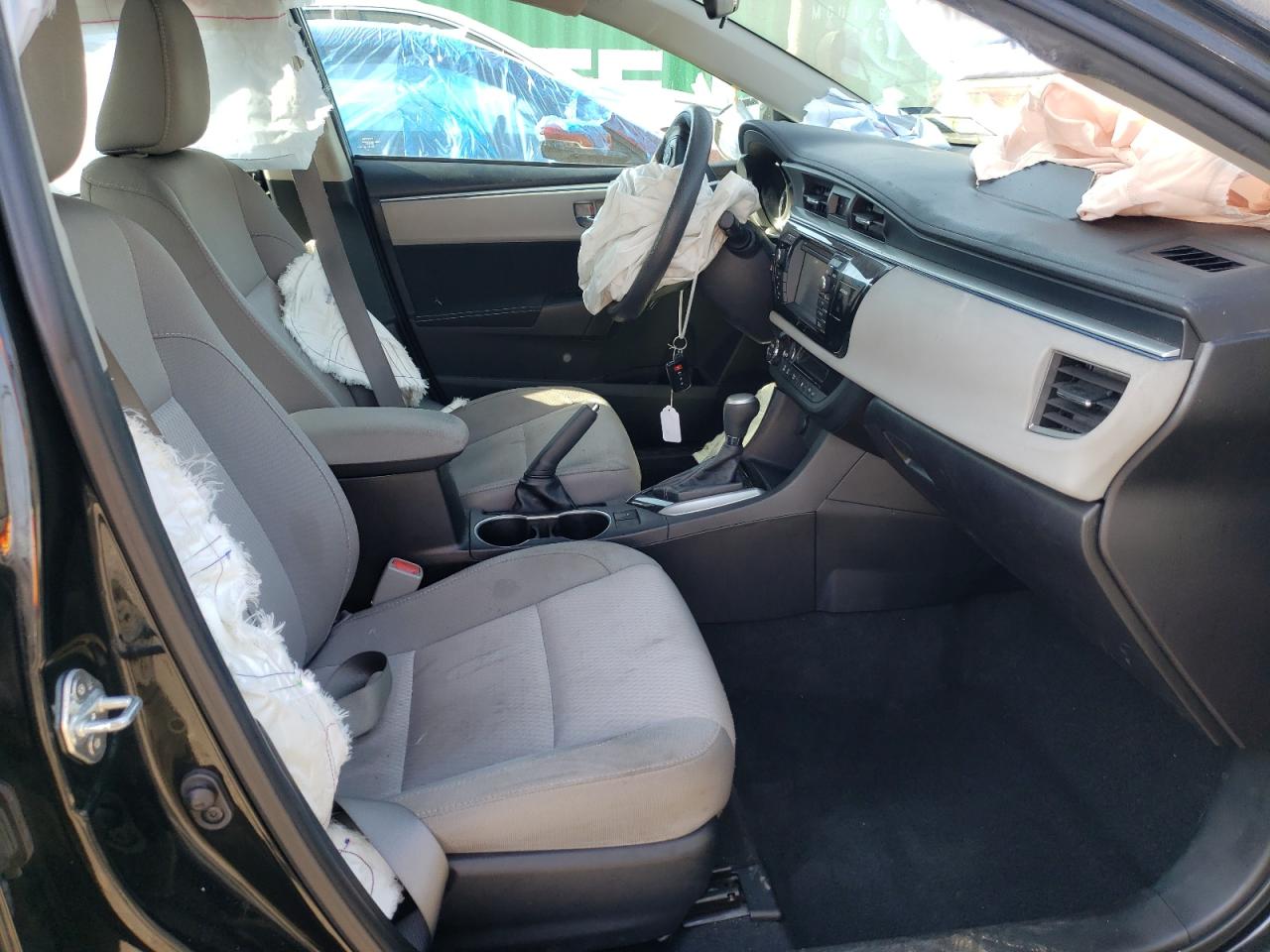 Photo 5 from auction – 2015 TOYOTA COROLLA L with VIN 2T1BURHE2FC286675
