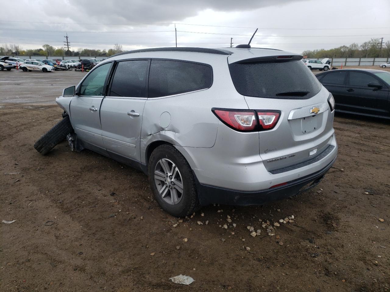 Photo 3 from auction – 2017 CHEVROLET TRAVERSE L with VIN 1GNKVGKD3HJ310532