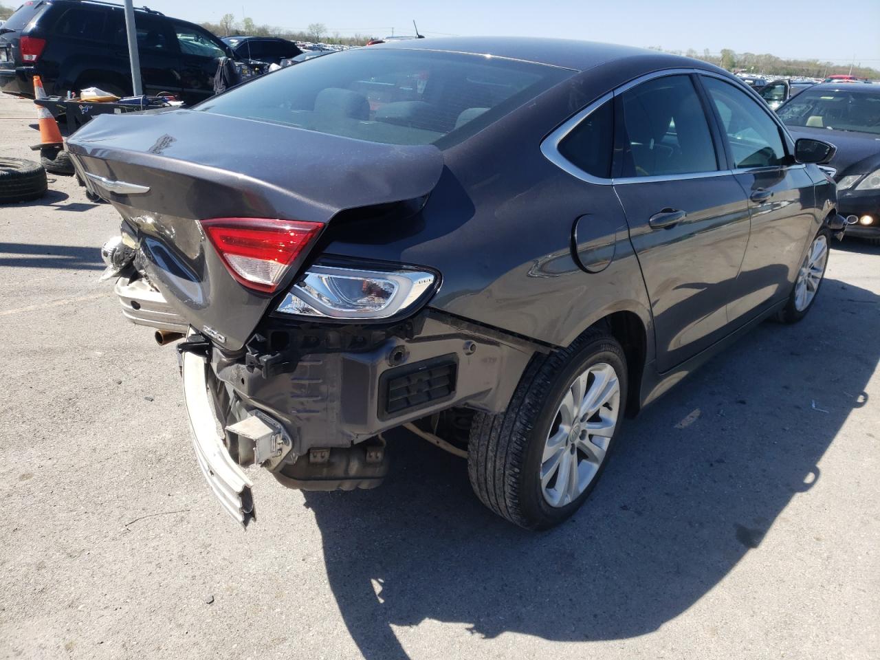 Photo 4 from auction – 2016 CHRYSLER 200 LIMITE with VIN 1C3CCCAB4GN152192