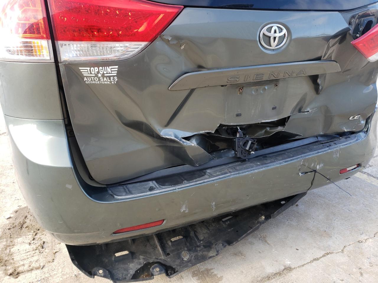 Photo 9 from auction – 2011 TOYOTA SIENNA LE with VIN 5TDKK3DC5BS157323