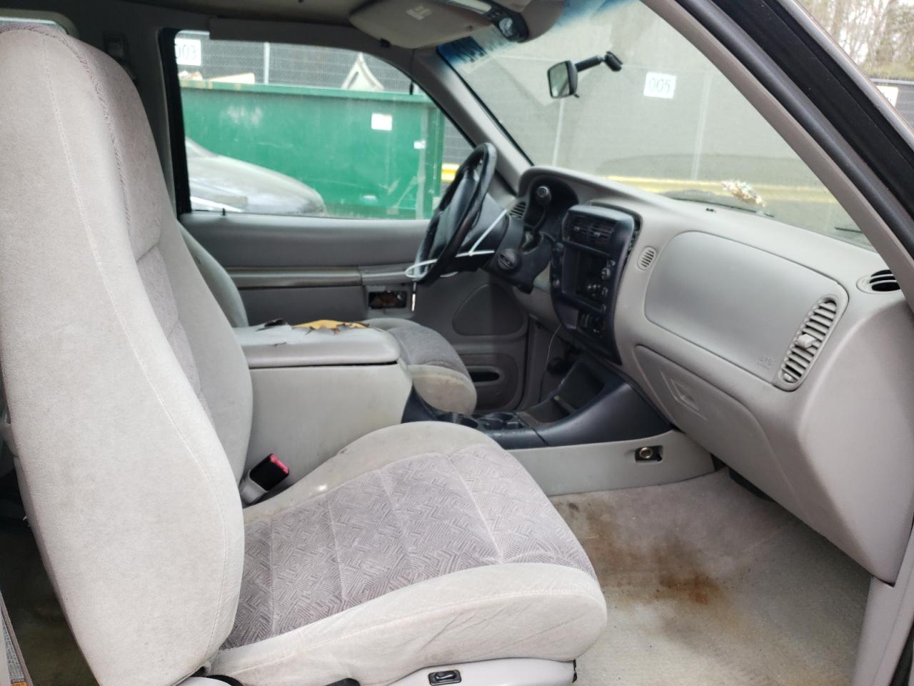 Photo 5 from auction – 1998 FORD EXPLORER with VIN 1FMYU24E5WUC79709